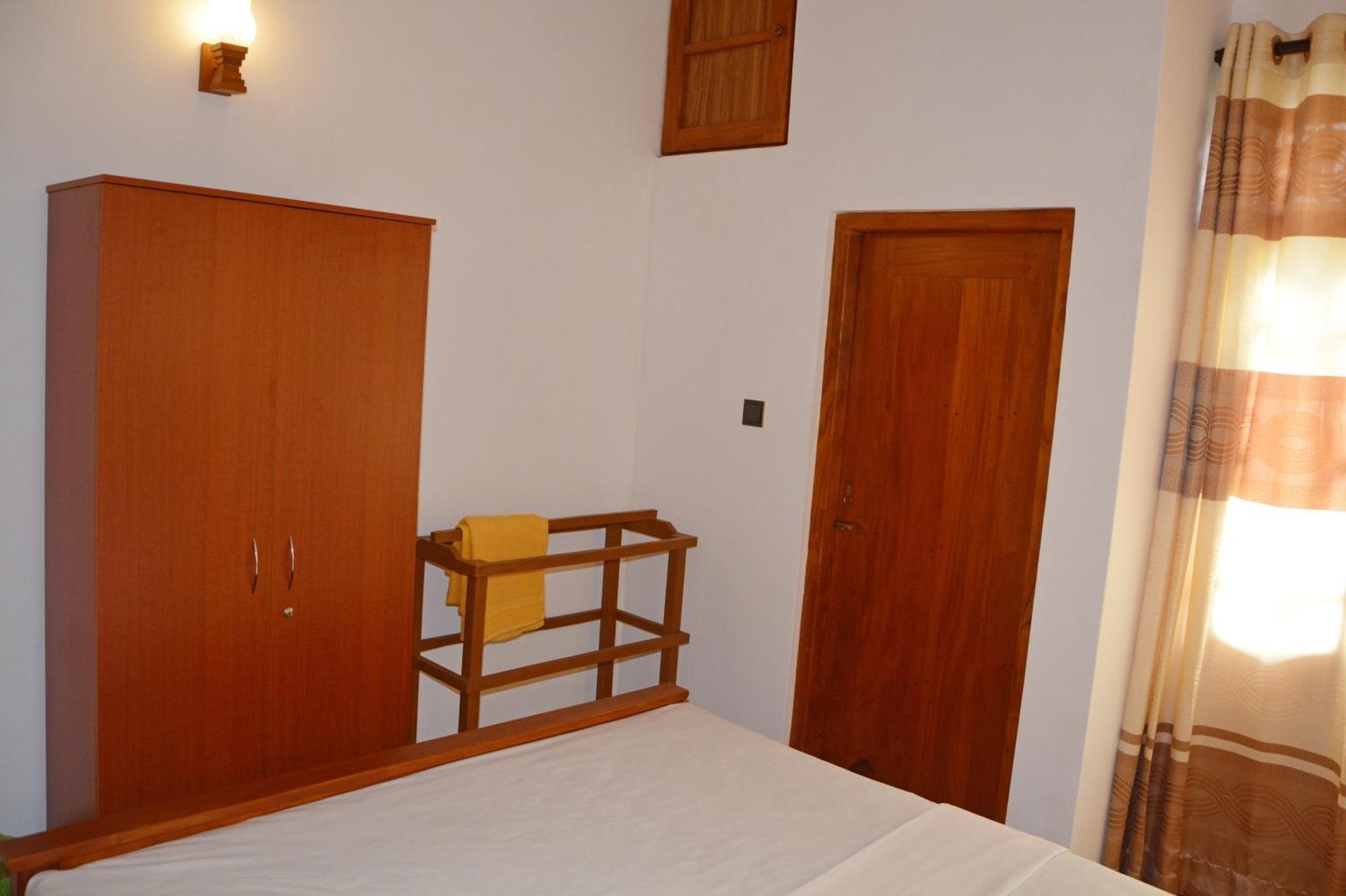 Villa Chaya Hikkaduwa Room photo